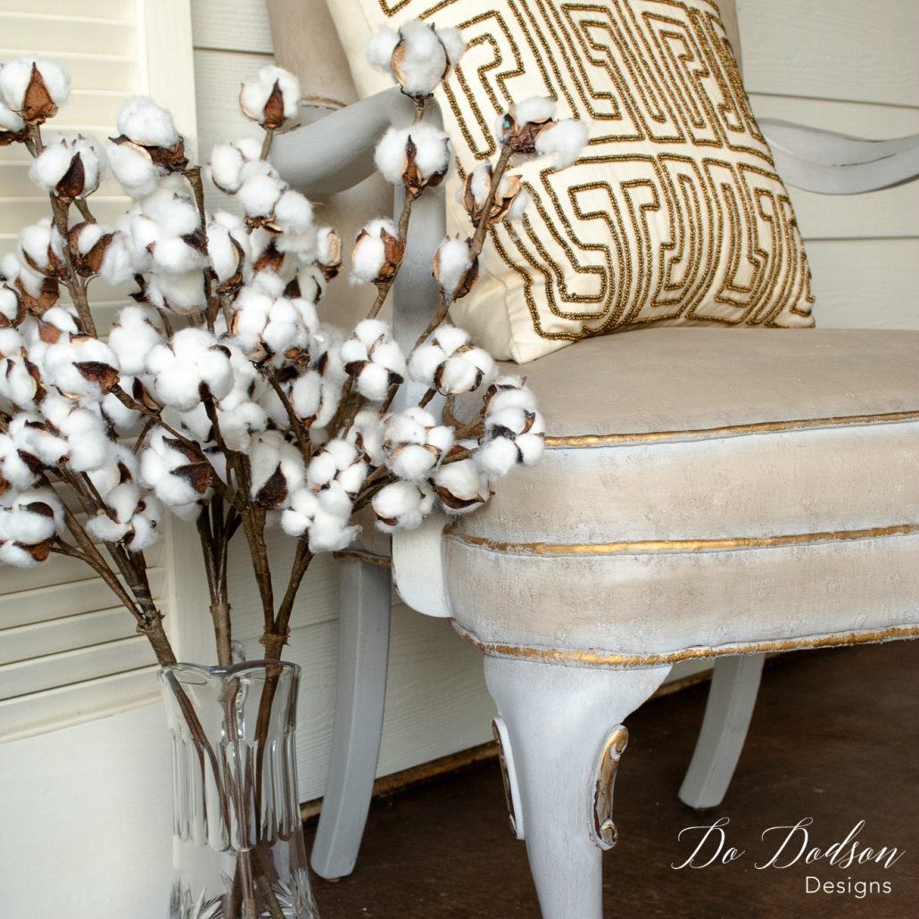 Yes, you can paint fabric on old chairs. #dododsondesigns #paintfabric #paintedfabric #fabricpaint #paintedfurniture