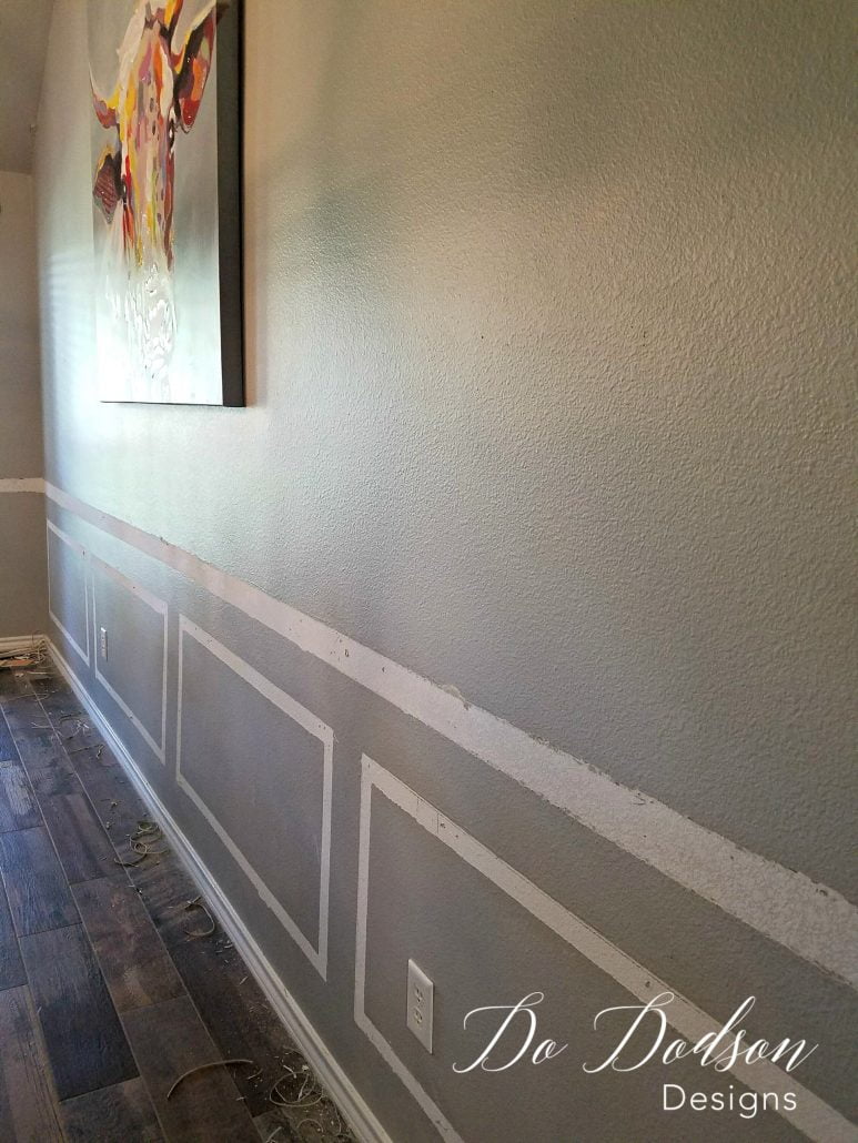 How to remove chair rail molding from a wall.