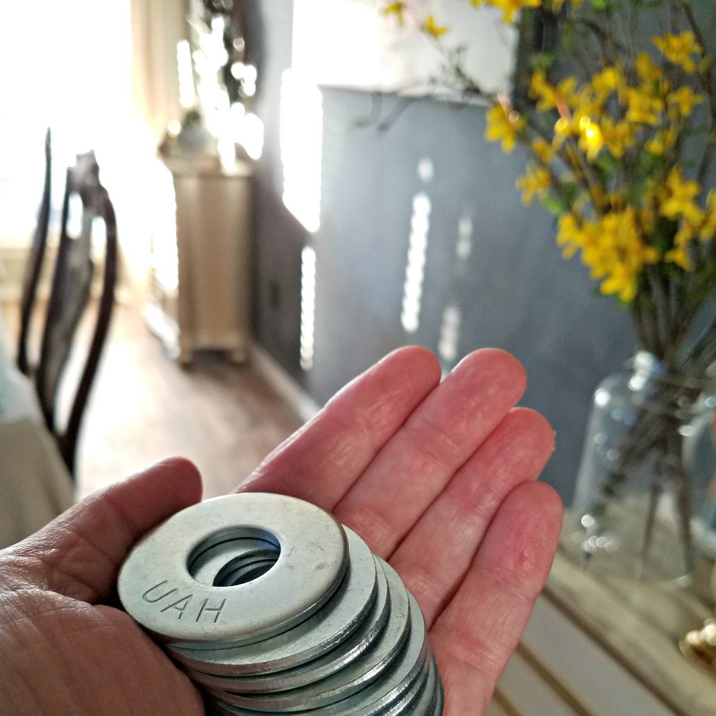Wait till you see what I did with these galvanized washers! I made wooden tags! #woodentags