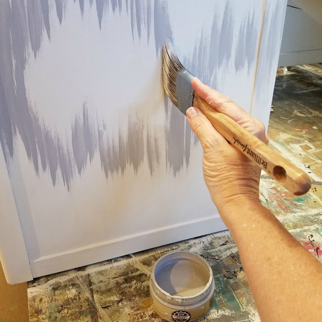 I began painting in small strokes, creating the outline of my design before adding the gold leaf. #dododsondesigns #goldleaf