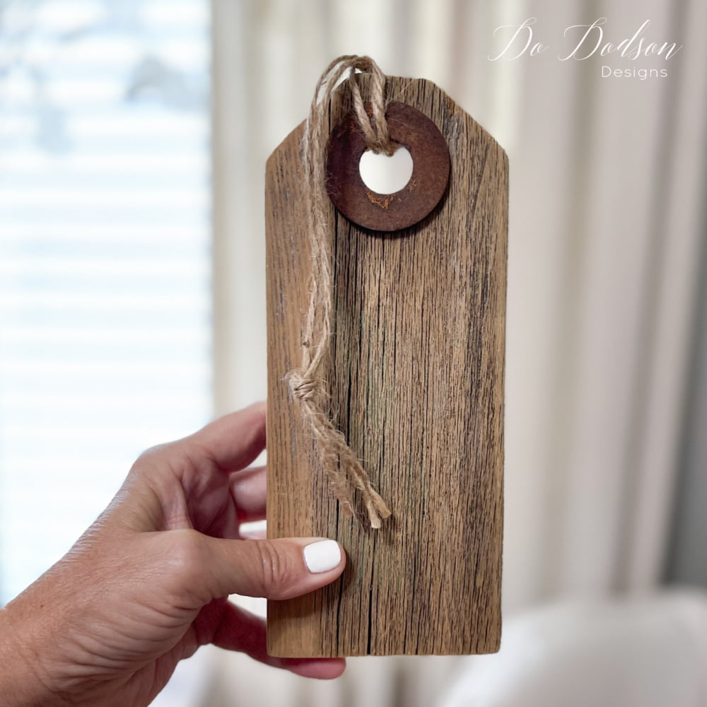 Create beautiful rustic wooden tags in just 6 easy steps. Add them to gifts, or use them with your home decor for an added cute factor. I love mine!