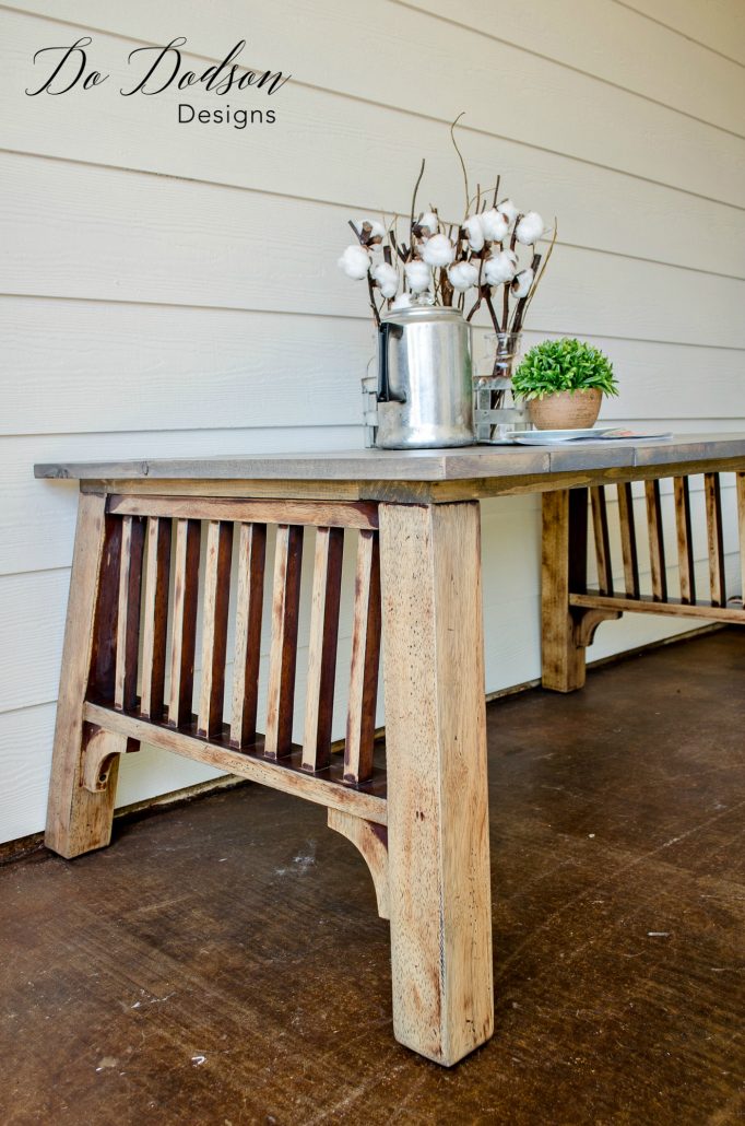 Curbside Transformation Farmhouse Style Table Curbside Junk To Farmhouse Table #dododsondesigns #farmhousetable #farmhousestyle #furnituremakeover #tablemakeover #farmhousefurniture
