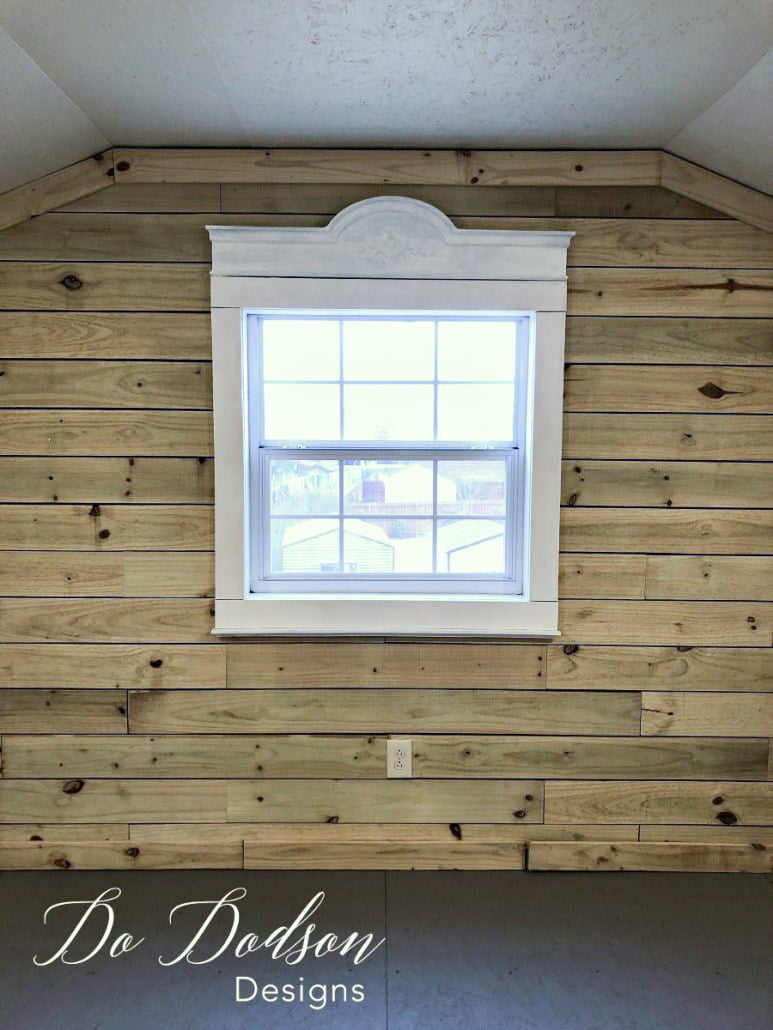 The new office studio conversion is starting to take shape. I L-O-V-E the shiplap walls.