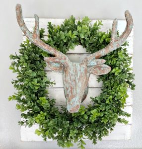 Amazing Wreaths You Will Absolutely LOVE For Your Home! #dododsondesigns #wreaths #homedecor #farmhouse 