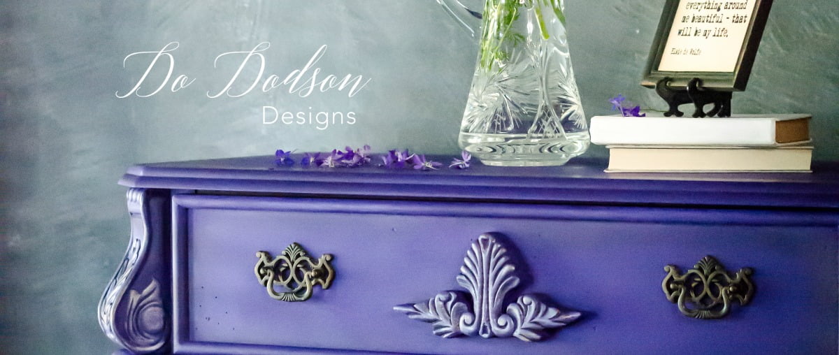 Why I'm Not Scared of Bright Colors on a Statement Piece #amethyst #dixiebellepaint #dododsondesigns #brightcolors #boldcolors #paintedfurniture #furnituremakeover #paintedfurnitureideas