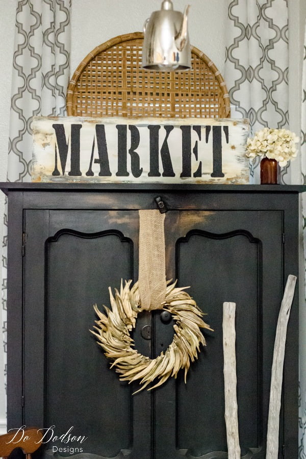 How I Made A Farmhouse Market Sign Look Like Metal