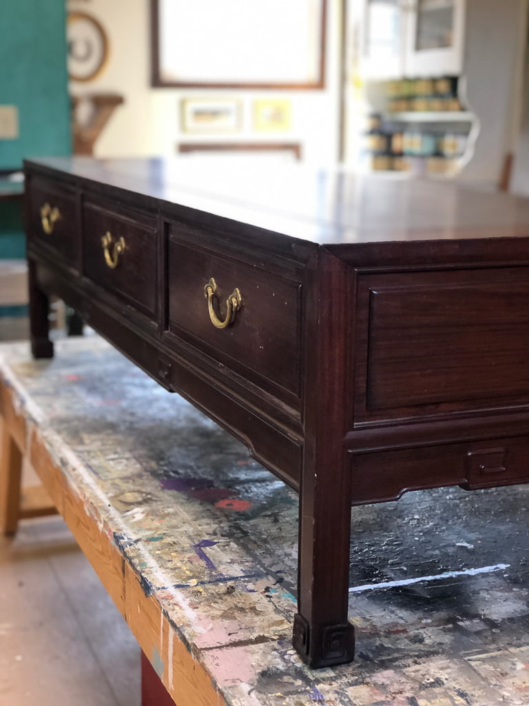 You won't believe how a little paint transformed this bench into a faded denim painted masterpiece!