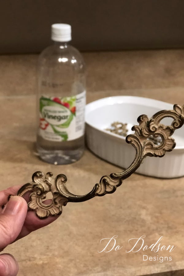 How To Quickly Clean & Spray Paint Hardware For Furniture