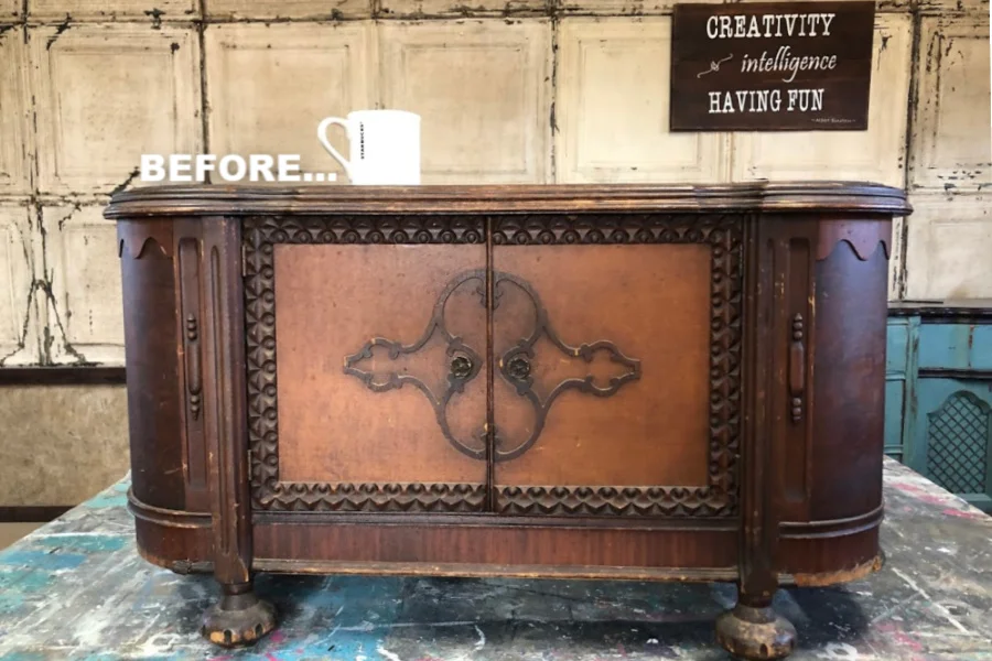 Check out this old beauty! All the feels for the wood! Nope, not painting this one.
