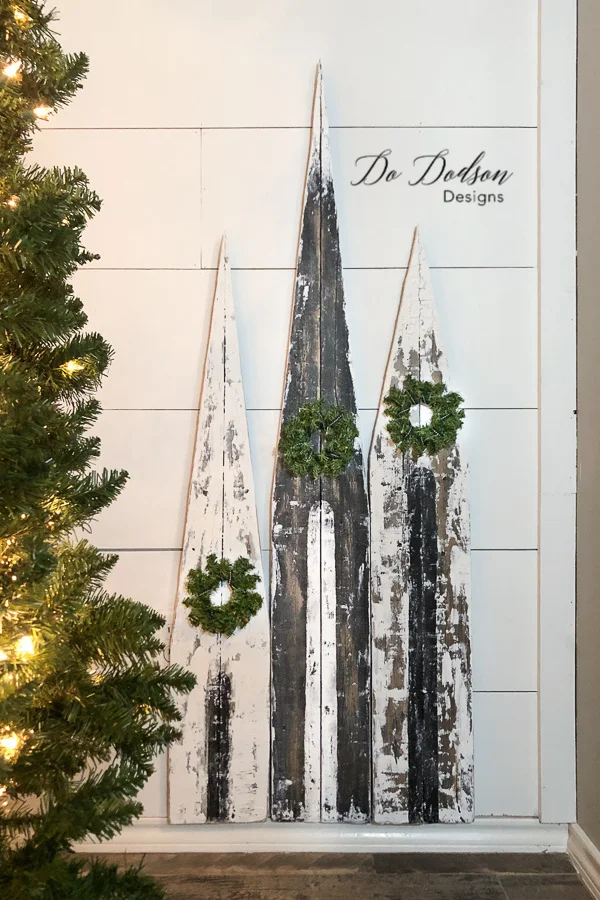 Rustic Christmas decor comes in all shapes and sizes. These mini wooden churches give me have all the feels!
