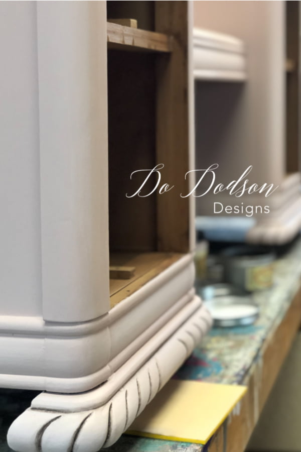 Learning how to paint without brush strokes will not only improve the quality of your painted furniture finishes, it also will give you the satisfaction of a job well done.