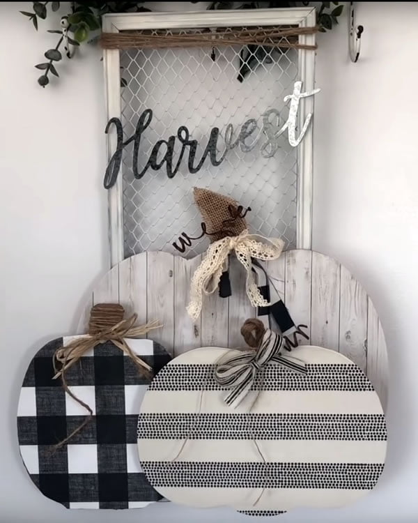 DIY Dollar Store Farmhouse Decor Ideas & Hacks