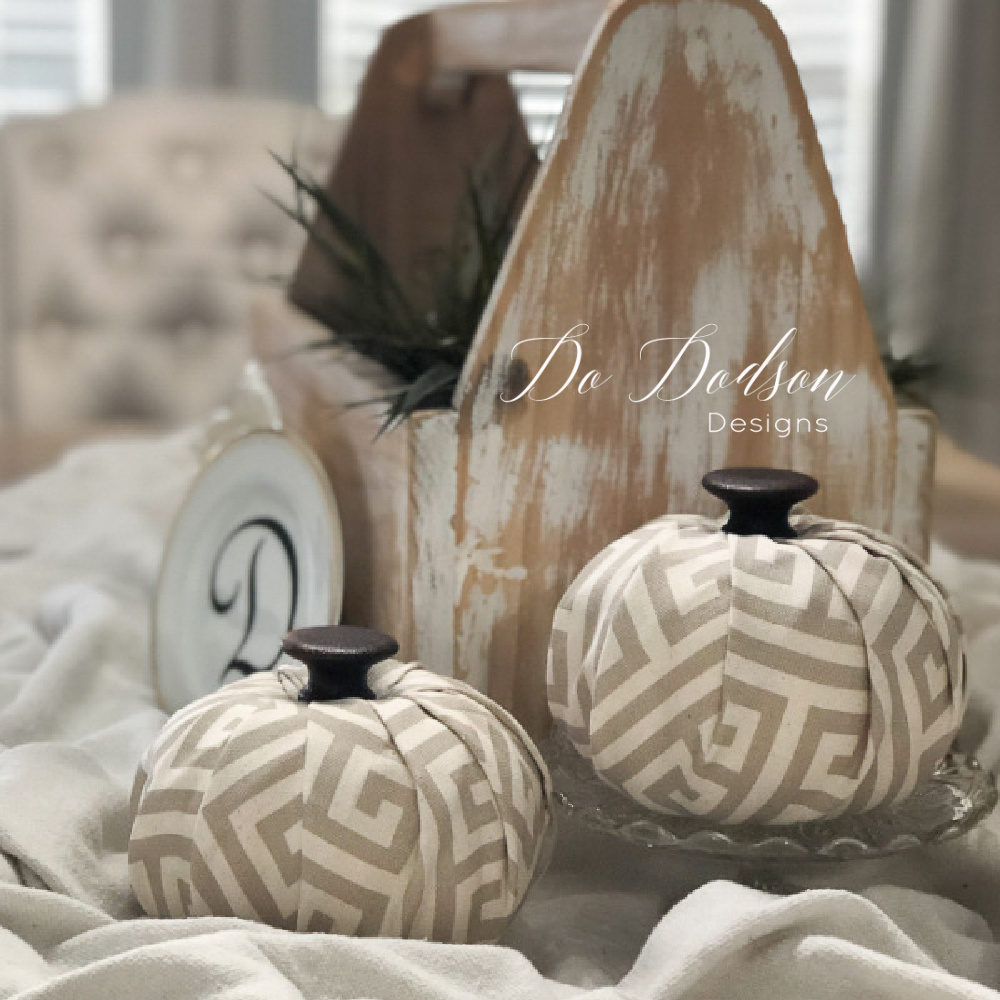 DIY No-Sew Fabric Pumpkins | 5 Easy steps