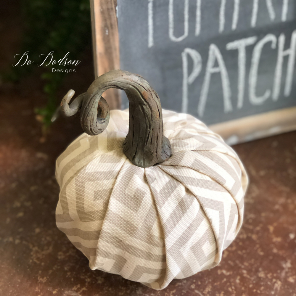 DIY Pumpkin Stems That Look Realistic!