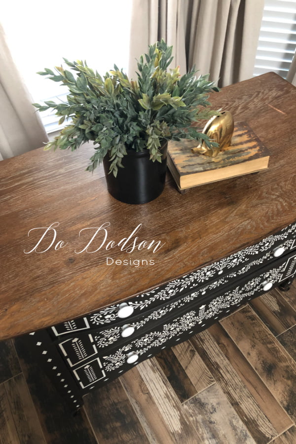 Walnut gel stain was used to bring the oak wood top back to life.