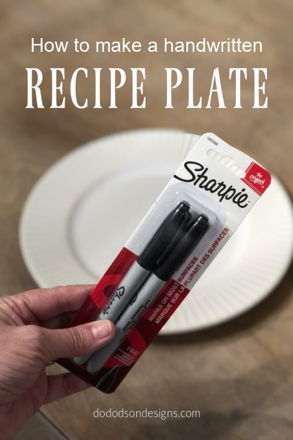 How to make a DIY handwritten recipe plate for a unique one of a kind gift idea. 