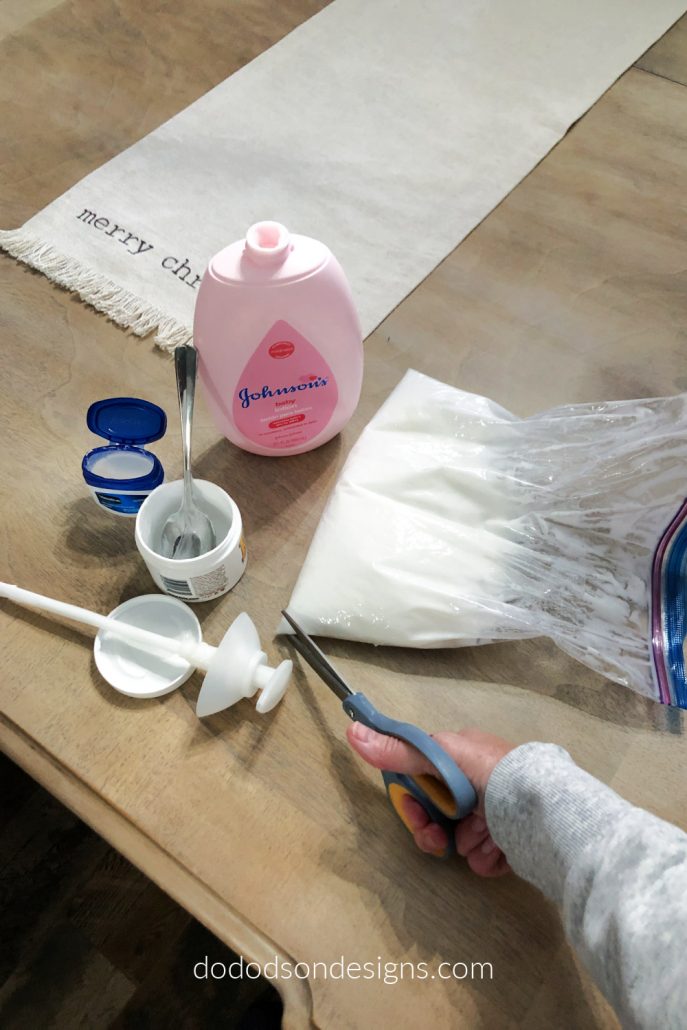 Once the 3 ingredients are in the zip lock baggy, squeeze to incorporate until mixed well for an amazing body lotion that will soothe even the most extreme dry skin.