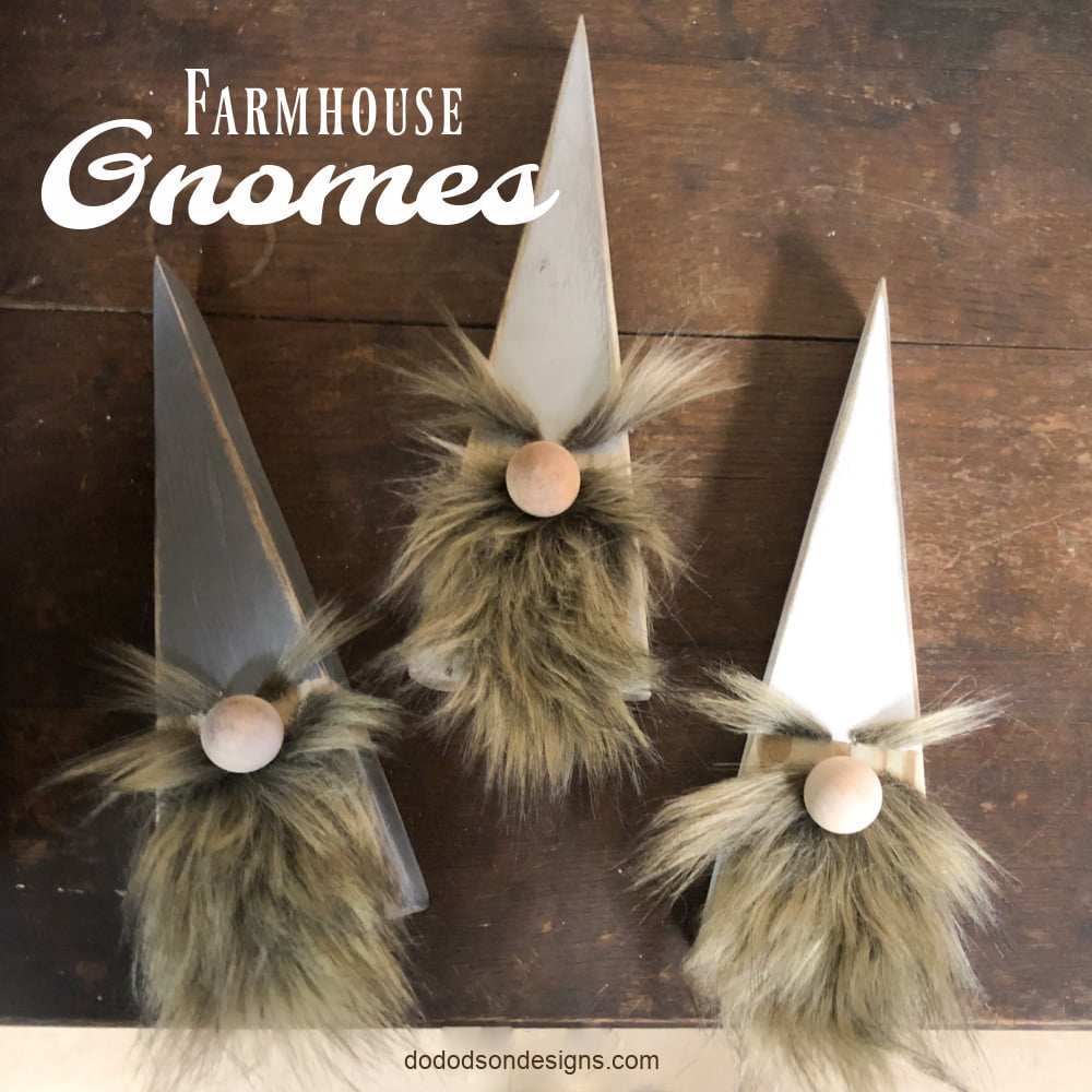 Make these cute Farmhouse wood block gnomes with a 2 X 4, paint and some faux fur. Simple DIY craft that anyone can do. Fun gift idea.