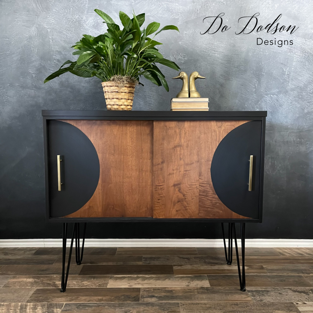 Furniture Makeover: Black Modern Sideboard