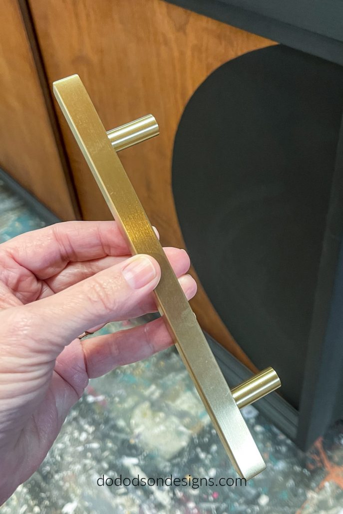 How To Replace Dresser Hardware - Perfect Placement