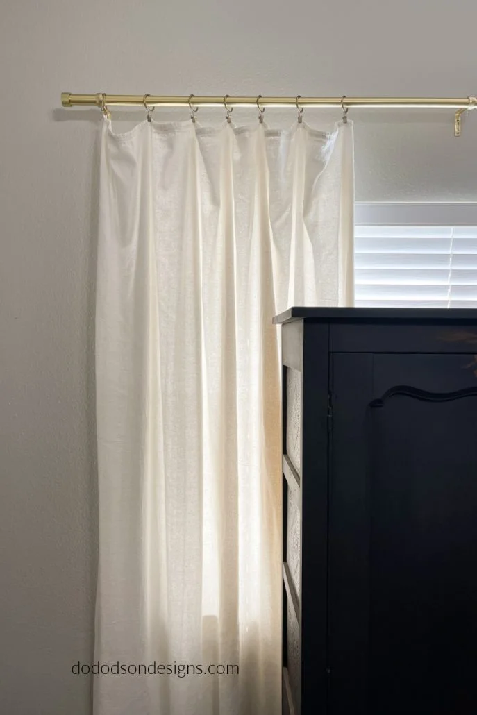 Hang Drop Cloth Curtains With Clips, How To Hang Curtain From Drop Ceiling