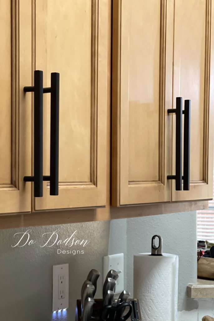 Learn how I installed these gorgeous, budget-friendly black kitchen cabinet pulls and got the perfect placement. You'll thank me later!