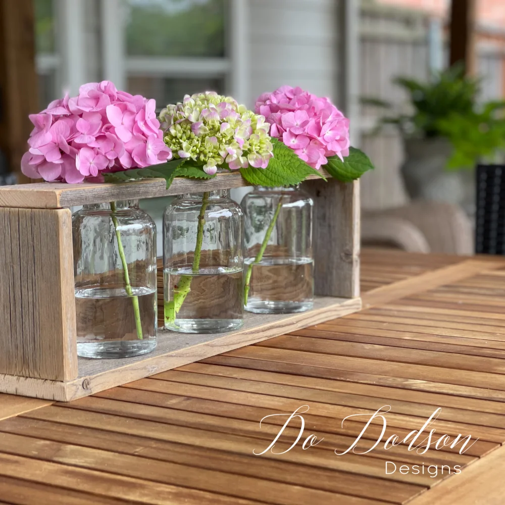 This was one of those feel-good DIY projects, and I'm so happy I get to share it with you. Learn how I made these rustic wood vase holder in 4 easy steps on the blog.