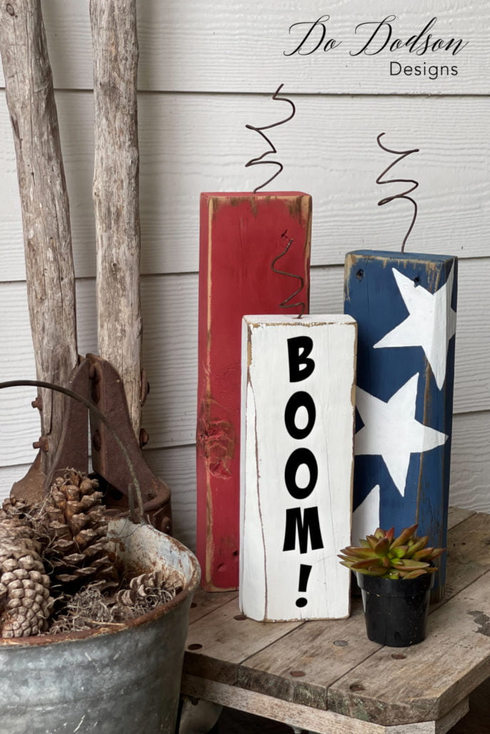 DIY Wooden Firecrackers... decorating with the red, white and BOOM! July 4th decor crafting at it's finest.