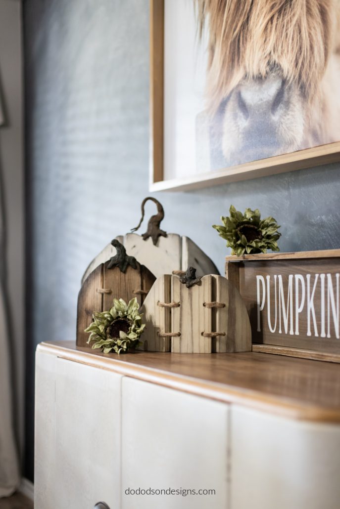 Rustic Wood Pumpkins - DIY Fall Craft