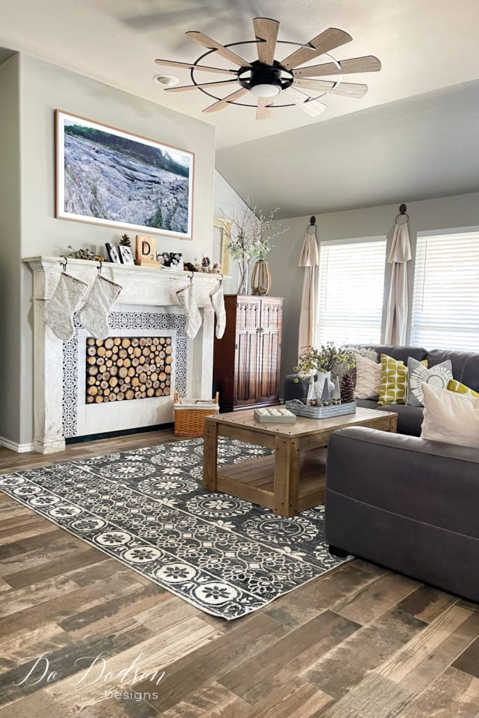 Do Dodson Designs Christmas Home Tour - Fireplace Makeover