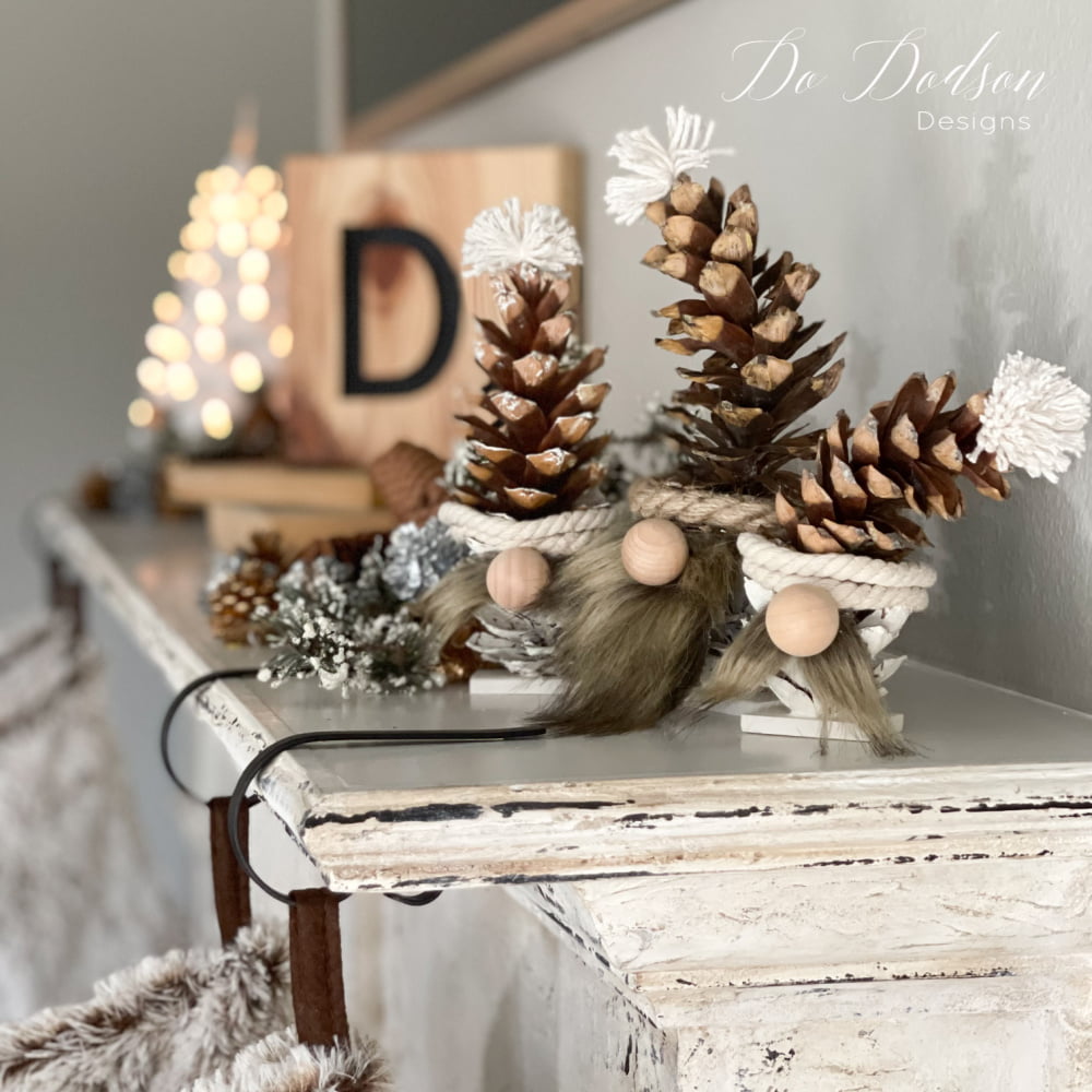 Pinecone Christmas Tree Craft - Super Simple