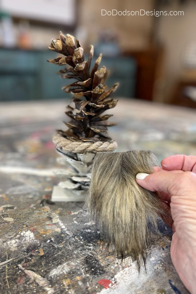 How To Make DIY Pinecone Gnomes For Christmas Decor
