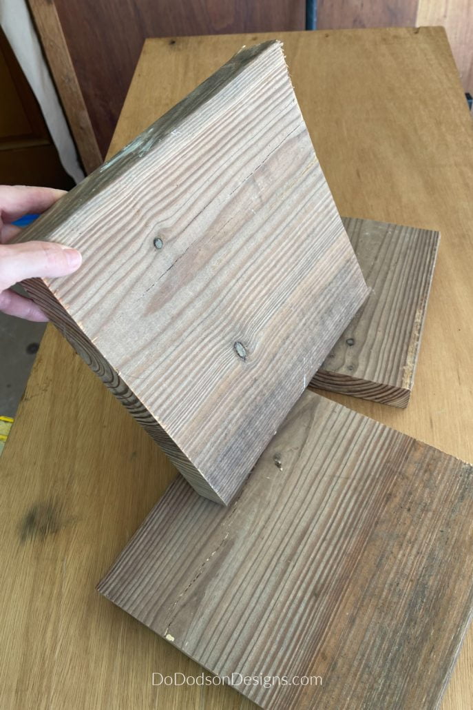 You know I can't resist a good scrap wood project, and when I found this massive piece of wood in one of our closets (SCORE!) in our new old home, I literally stopped what I was doing to make these. It was quick and easy, and I completed three DIY table risers in an hour.