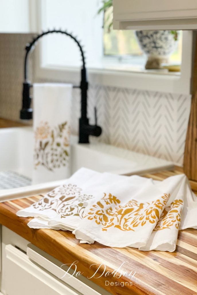 DIY Stenciled Floral Design On Dish Towels