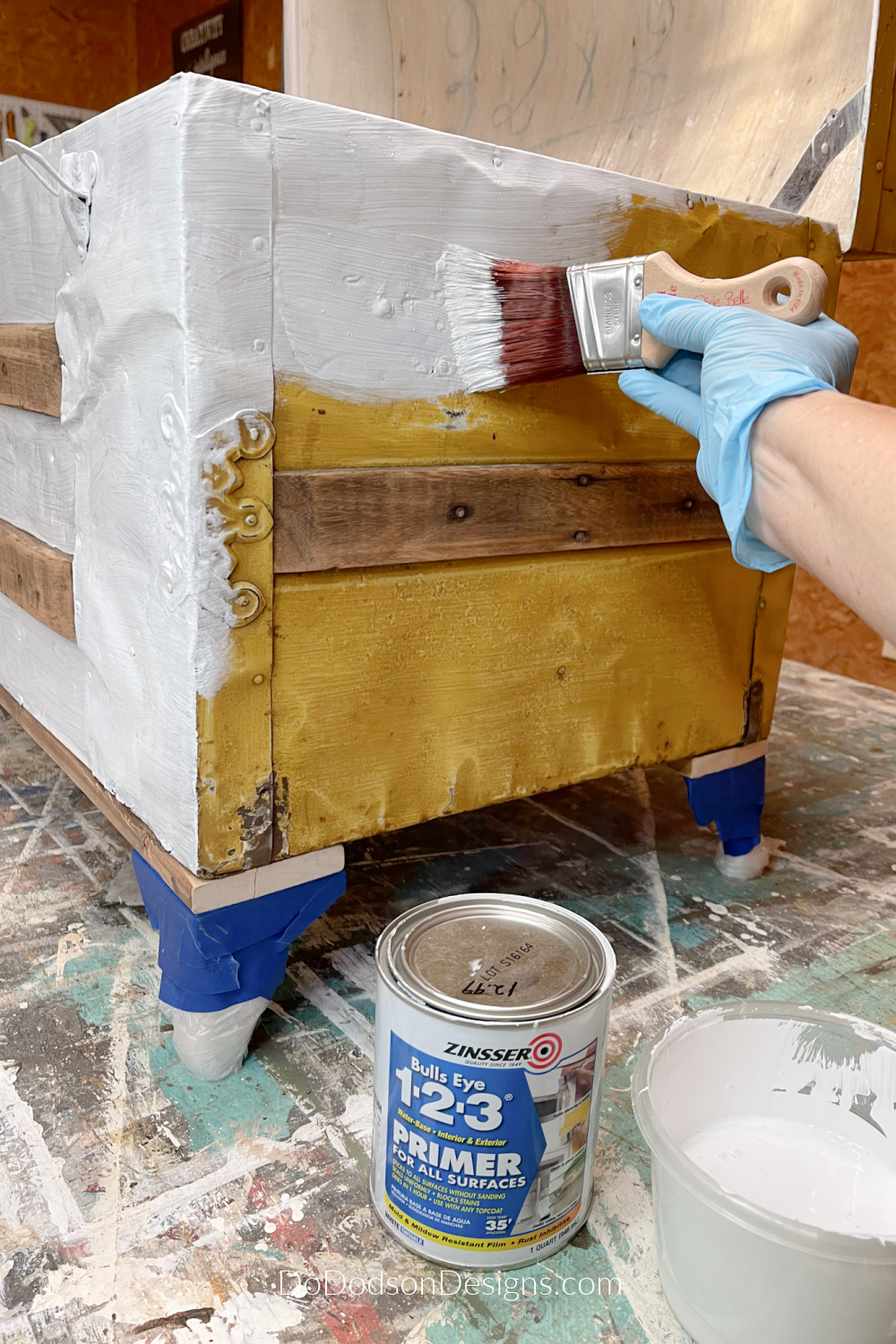 How To Paint Metal Furniture With A Brush (Steamer Trunk Redo) Do