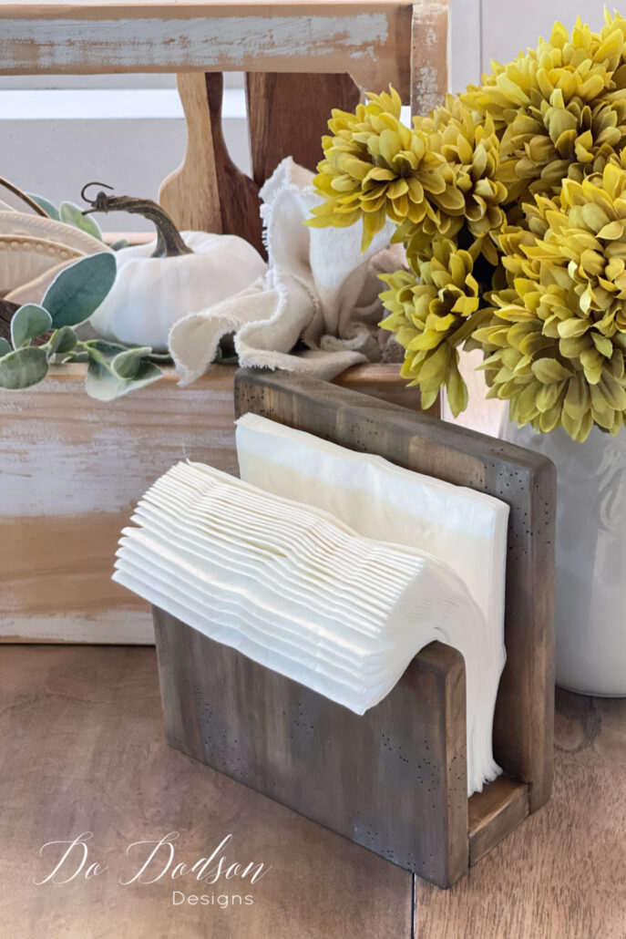 How To Make A DIY Wooden Napkins Holder