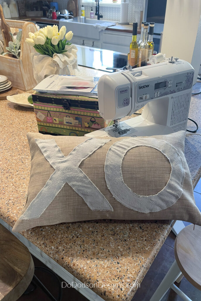 Easy DIY XO Valentine's Pillow Covers