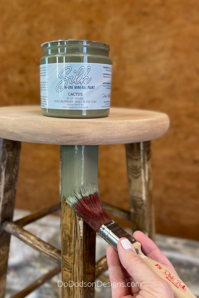 Wooden Bar Stool Makeover With Silk ALL-IN-ONE-MINERAL PAINT