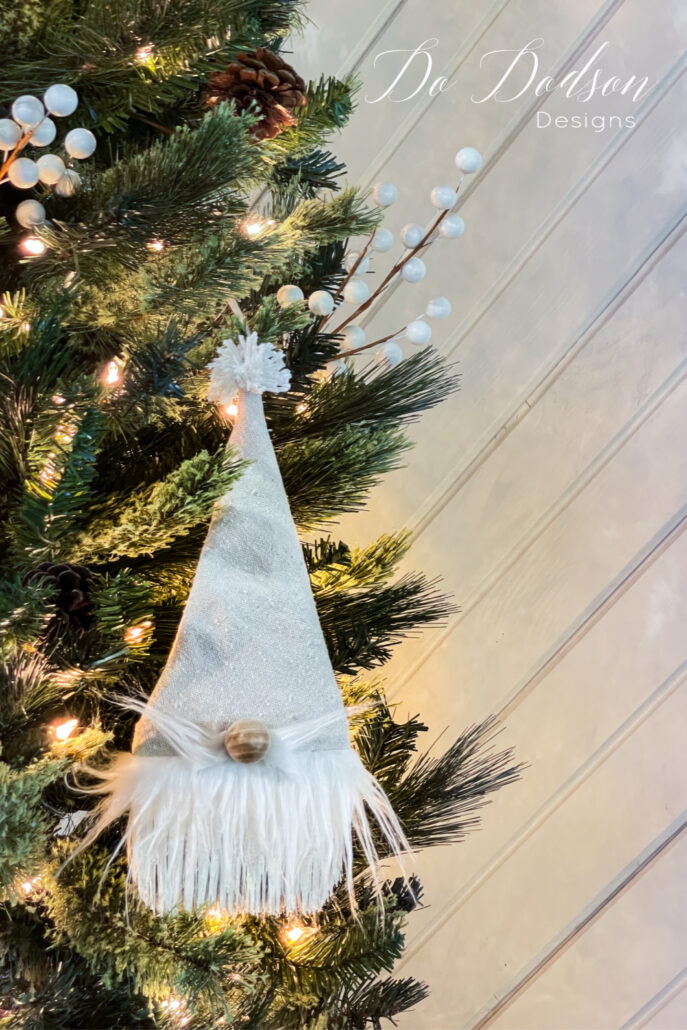 DIY Gnome Christmas Tree Ornaments 