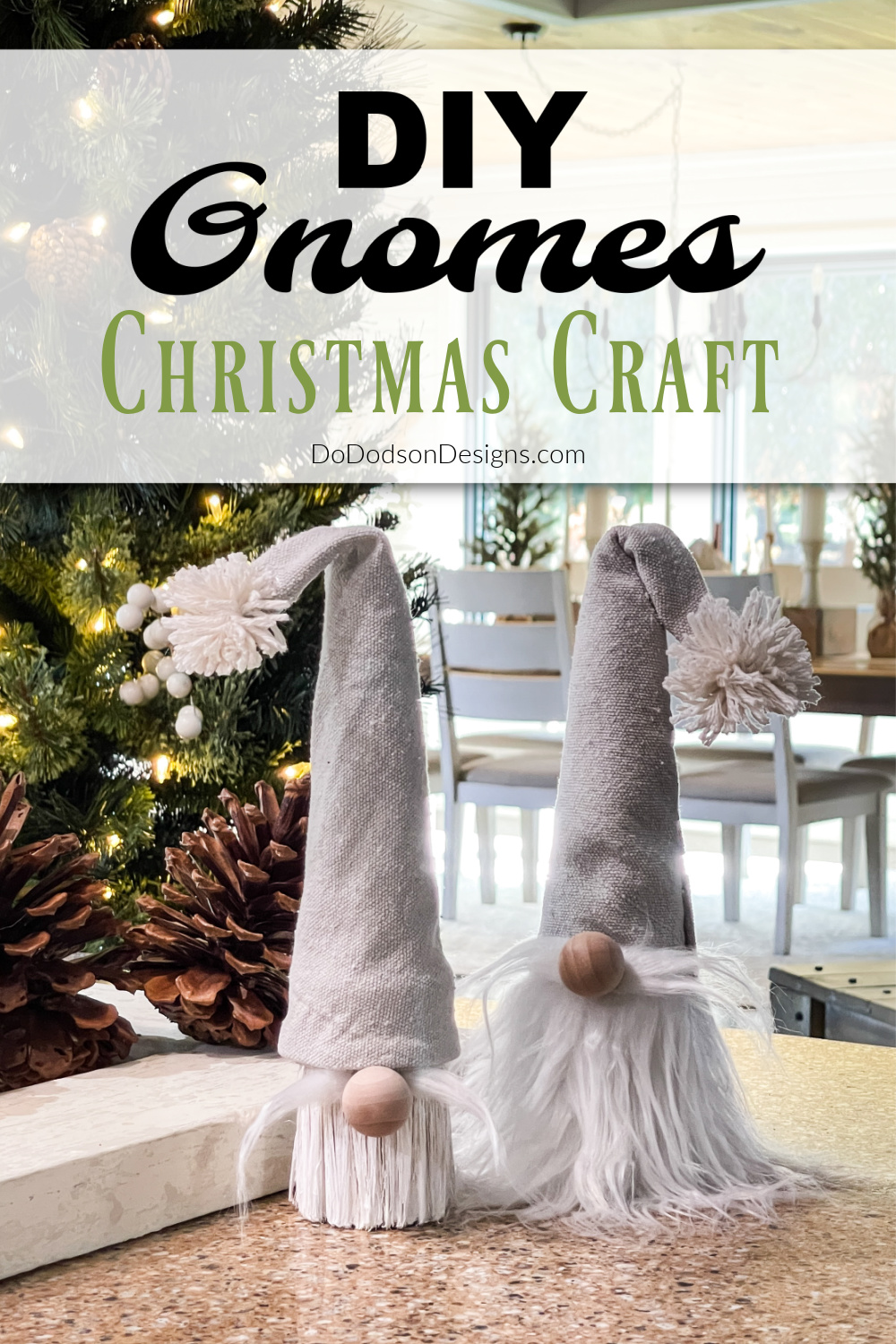 Over 15 Easy DIY Christmas Yarn Crafts {use that stash!} - A BOX