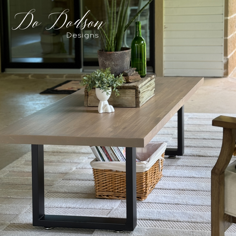 DIY Outdoor Coffee Table